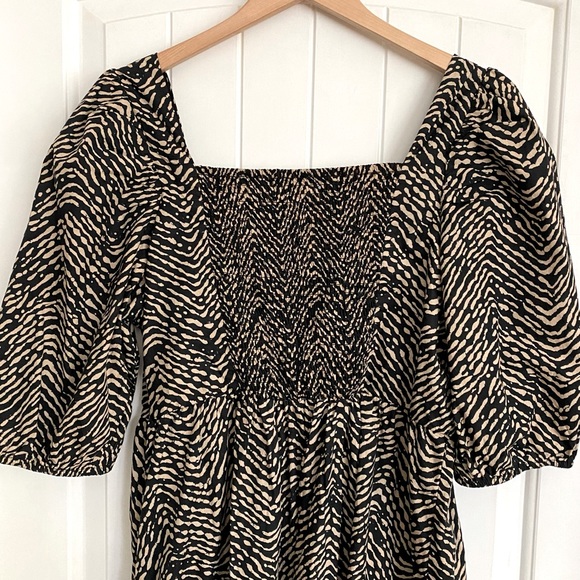 ♦️SOLD♦️ Mango Puff Sleeve Midi Dress Abstract Animal Print Black & Tan Size 10 - Picture 12 of 13